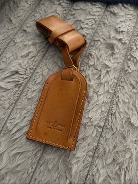 Louis Vuitton Brown Leather Luggage Tag with Strap